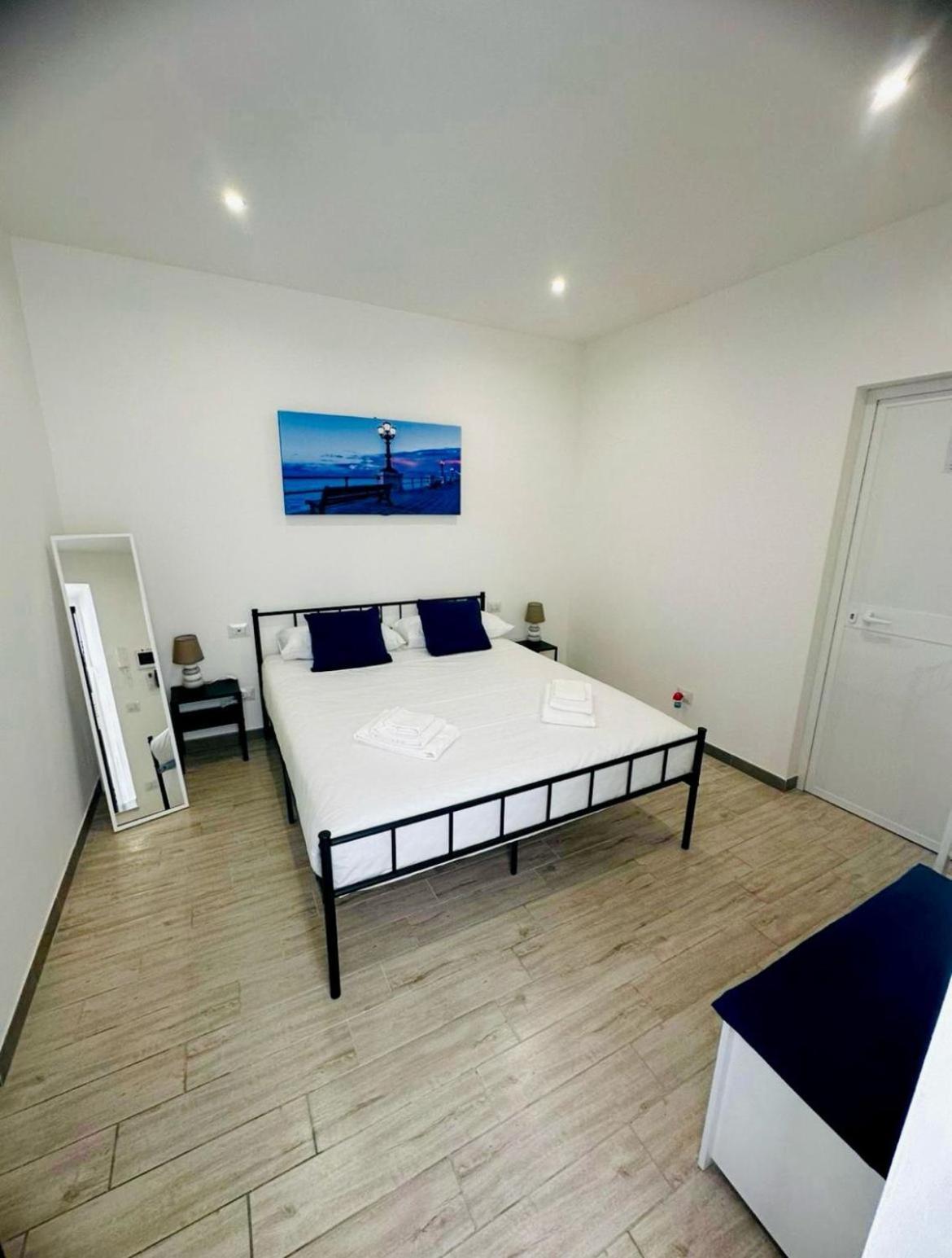 Bari Valona Rooms Ngoại thất bức ảnh